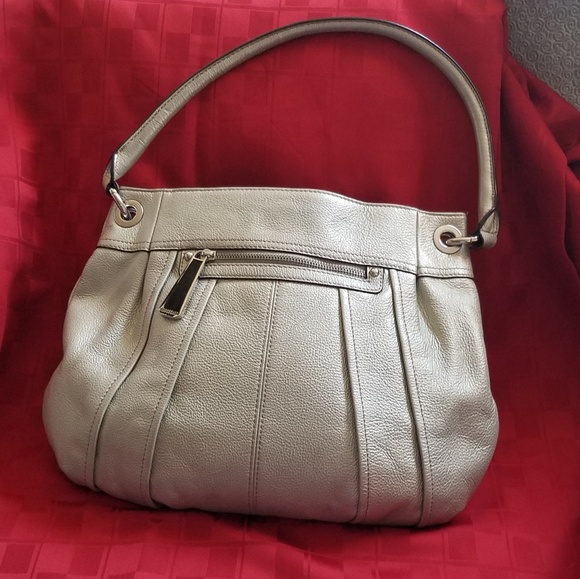 Tignanello Handbags - Tignanello Champagne EUC handbag, shoulder bag